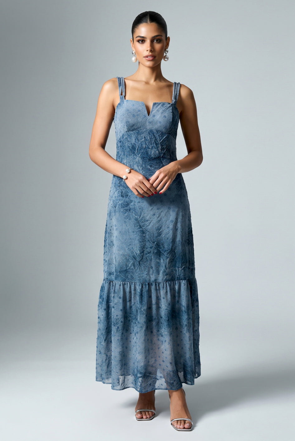 COR: AZUL INDIGO [colmeia-image:151dbd1b-20c2-4147-8f94-4e06190ed154]