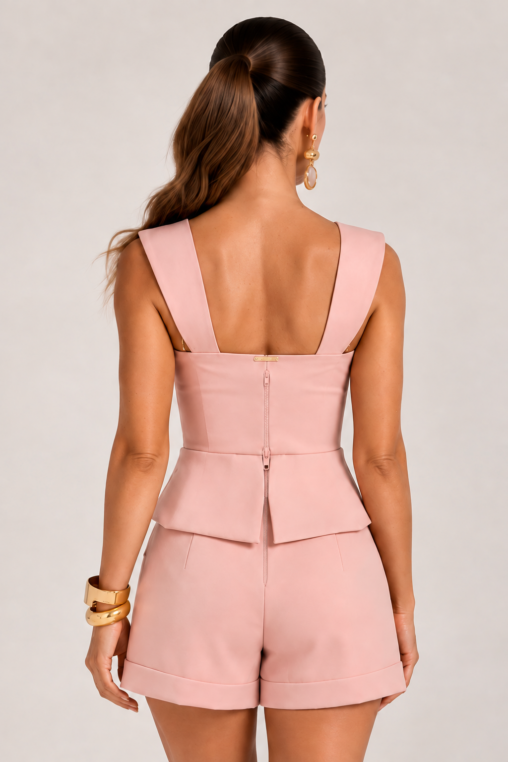 COR: ROSA SECO [colmeia-image:8a807daf-4ba5-4bd7-a705-137209f67bff]