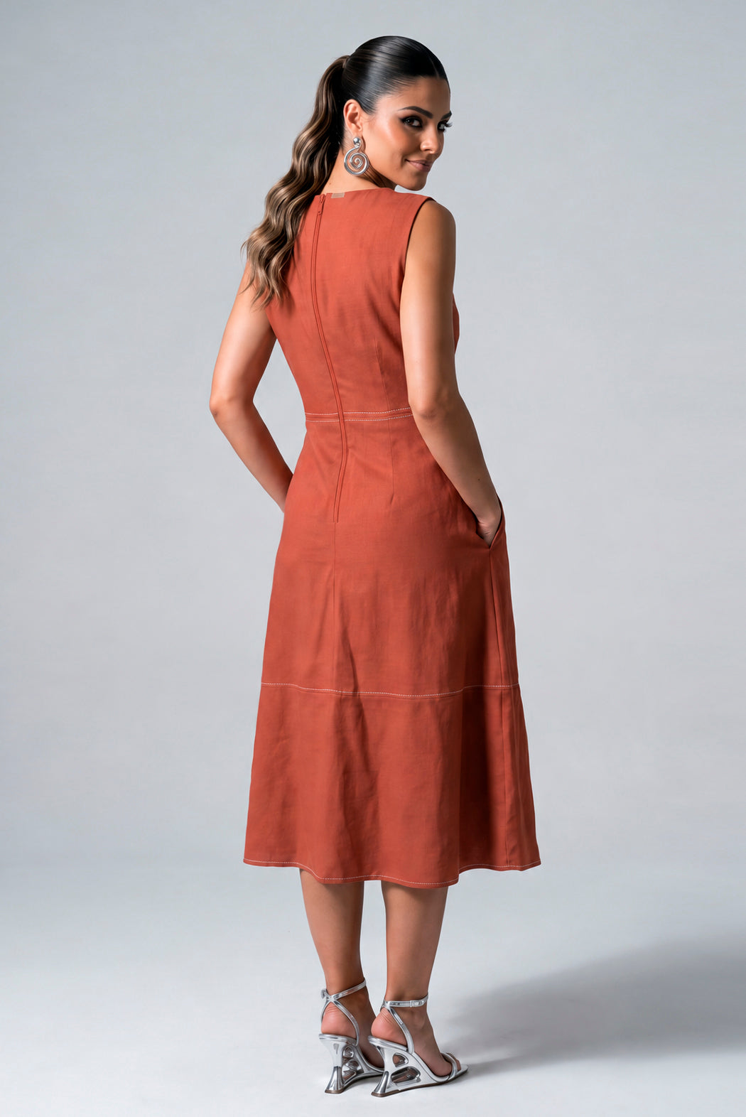 COR: VERMELHO [colmeia-image:6770080e-3f99-4e66-ad7f-37614af6ce7c]