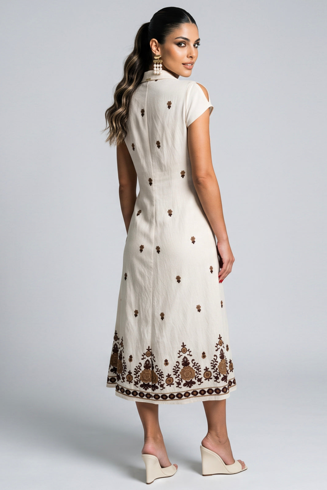 COR: ESTAMPADO [colmeia-image:3057bb4a-1c96-4a81-bf09-99c24ab91916]