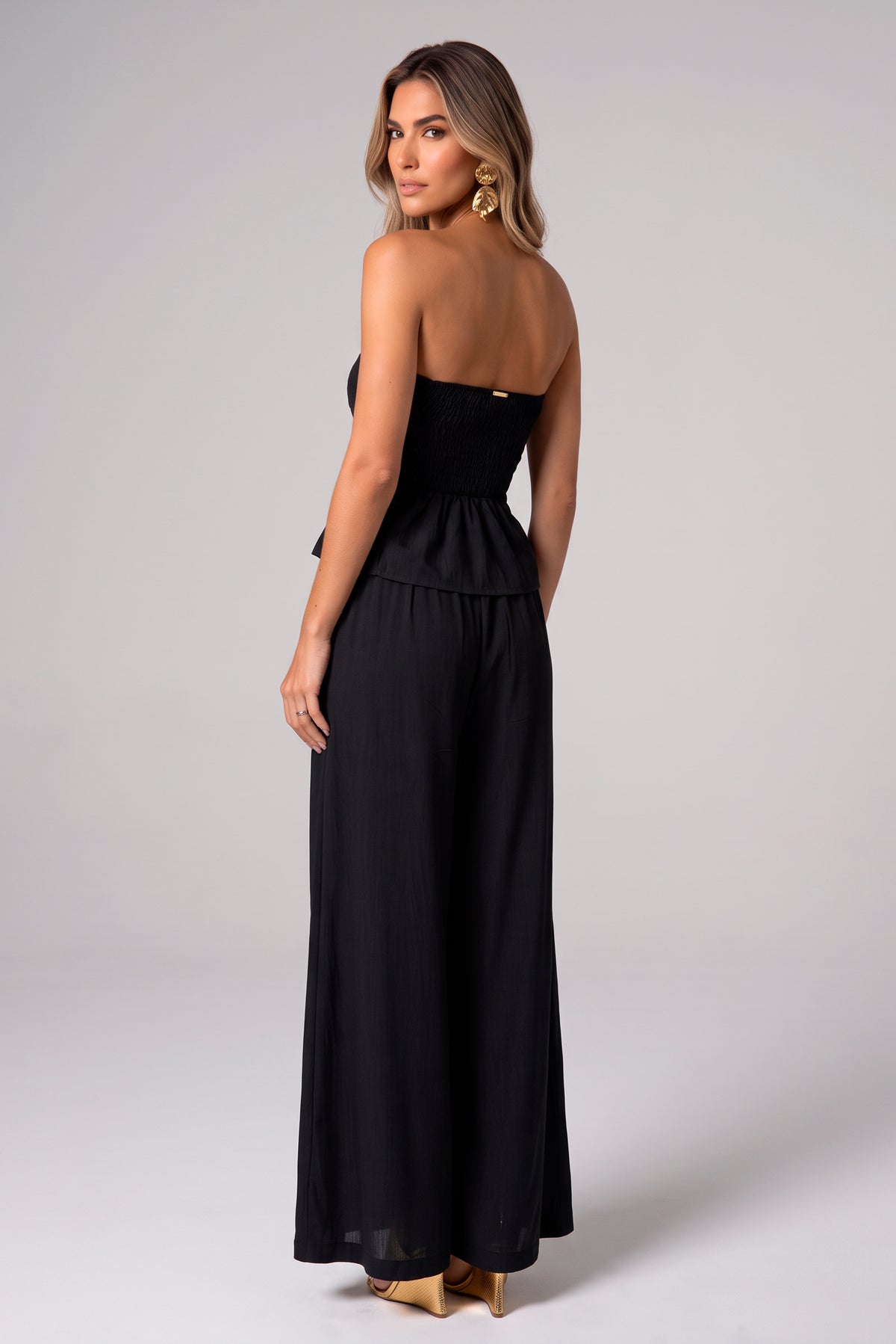 COR: PRETO [colmeia-image:98626066-60da-47b6-81a7-987fc5ce766a]