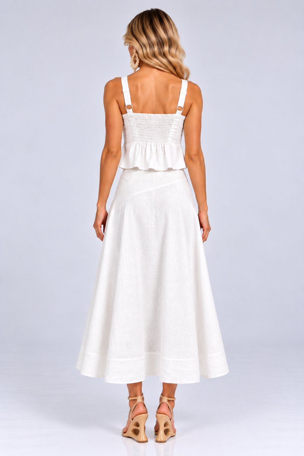 COR: OFF WHITE [colmeia-image:917f5913-31c0-4b21-a27a-df958c678048]