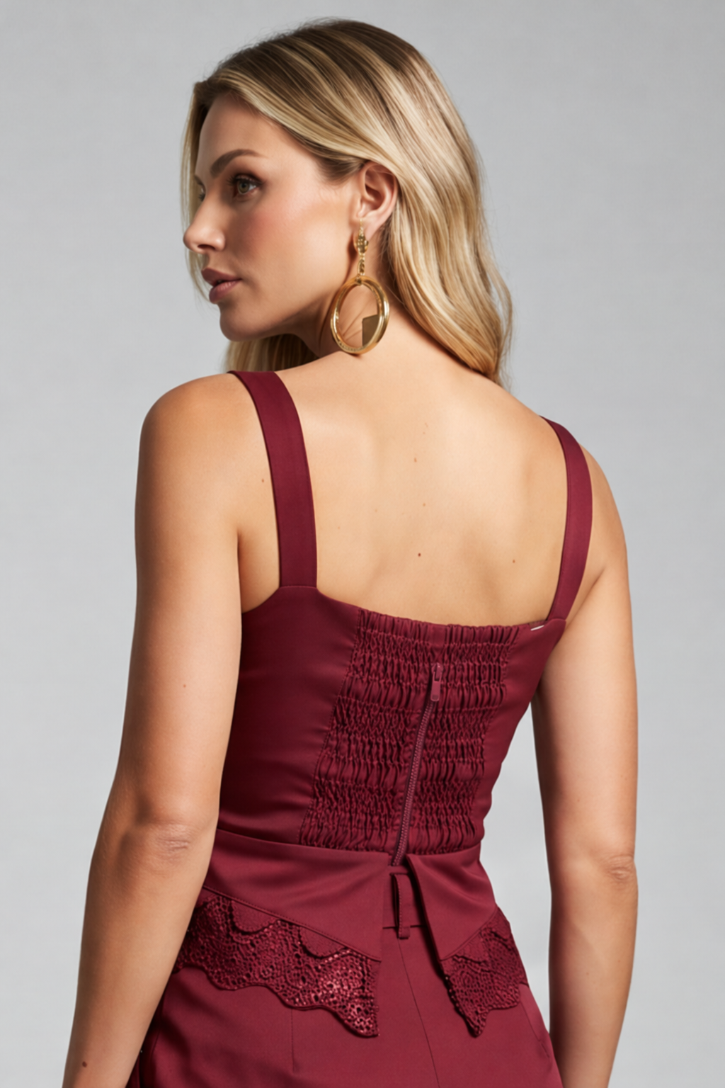 COR: VERMELHO BURGUNDY [colmeia-image:aafe3fb8-9ed8-4586-ae21-c225c21d4f5d]