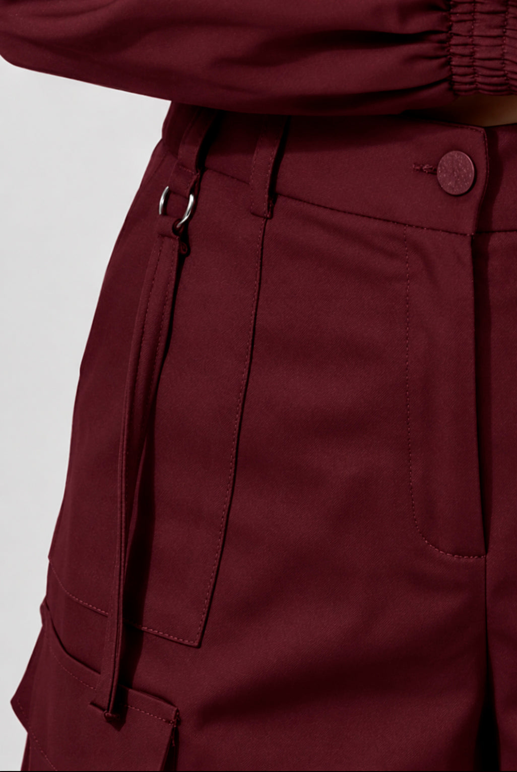 COR: VERMELHO BURGUNDY [colmeia-image:313a99aa-3ecf-4b81-91ff-f987c8b6d709]