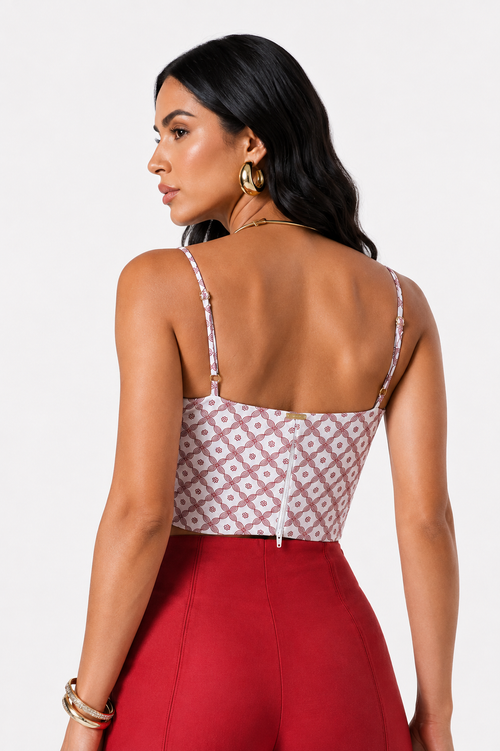 Carregar imagem 2 na visualização da galeria. Blusa Cropped Com Vazado