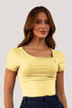 AMARELO