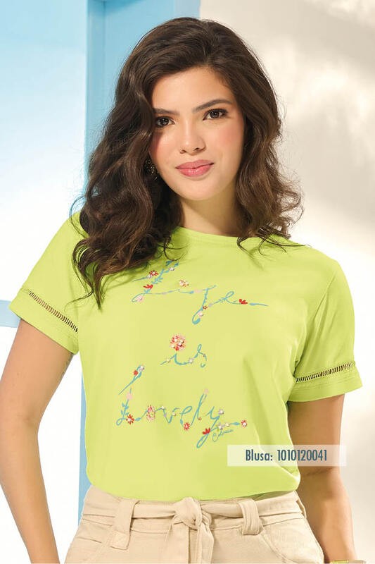 Blusa Tshirt Verde Life Is Lovely