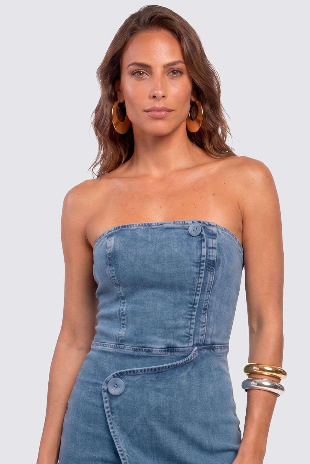 Vestido Curto Com Transpasse Diferenciado