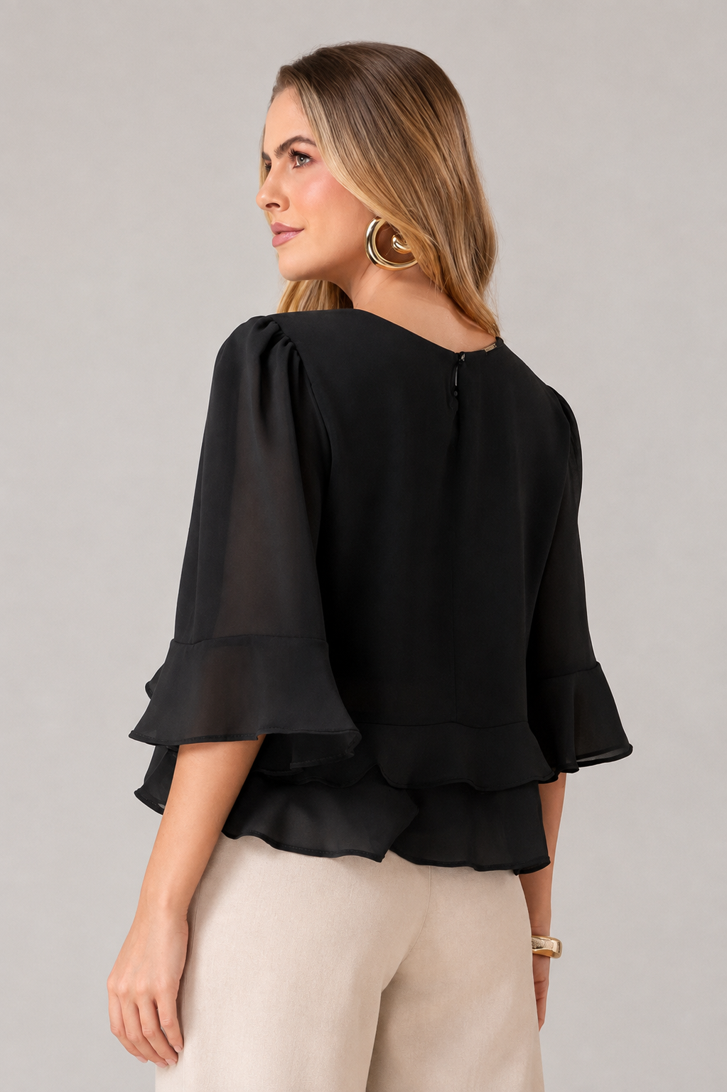 Blusa Cropped Com Babados