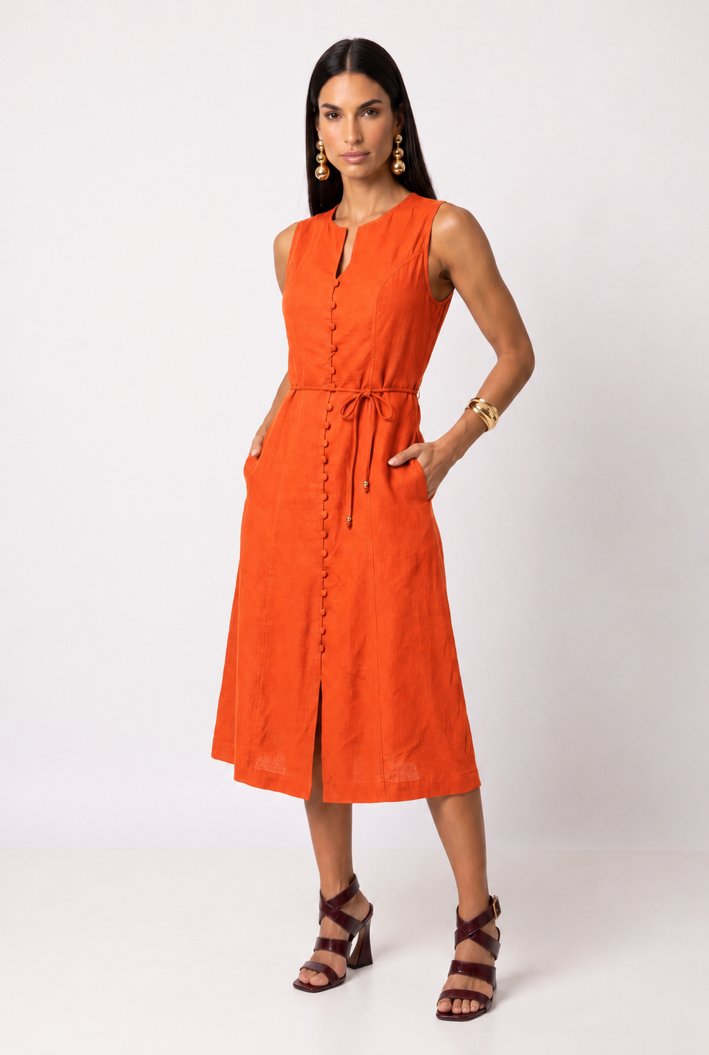 Vestido Com Botoes Cobertos