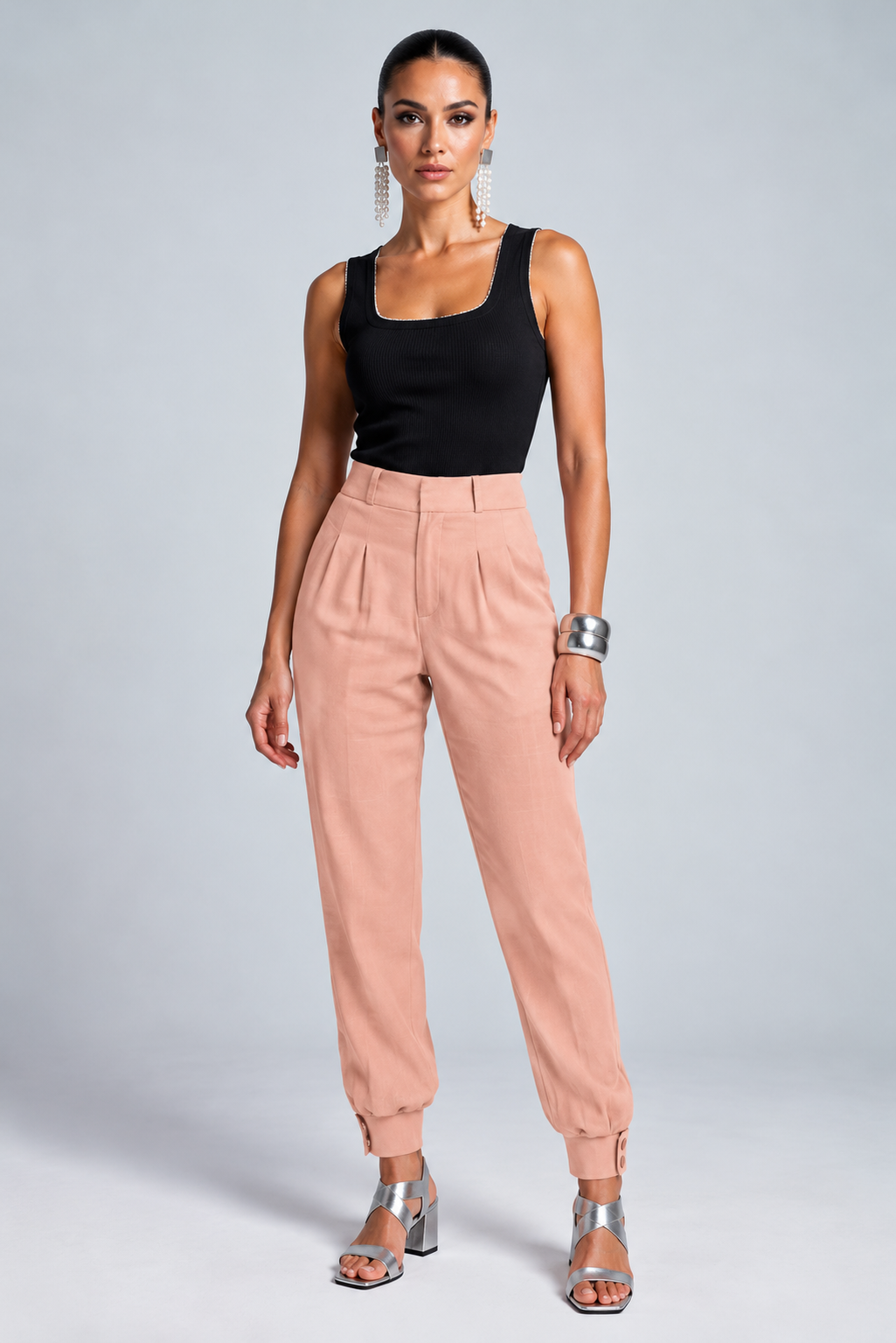 Calca Jogger Com Pregas