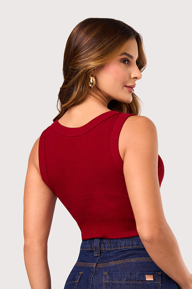 Blusa Regata Com Decote Quadrado