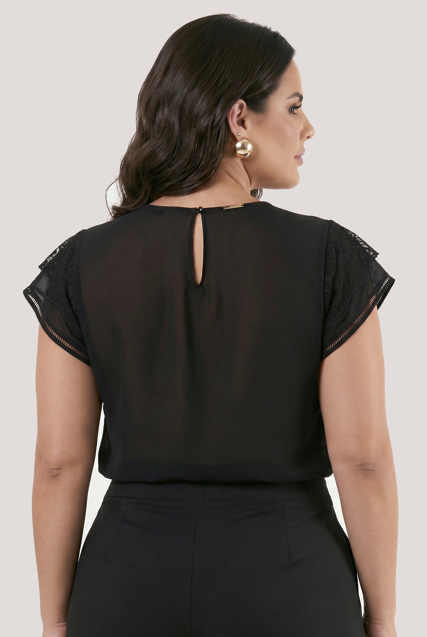 Blusa Musseline Babados e Renda