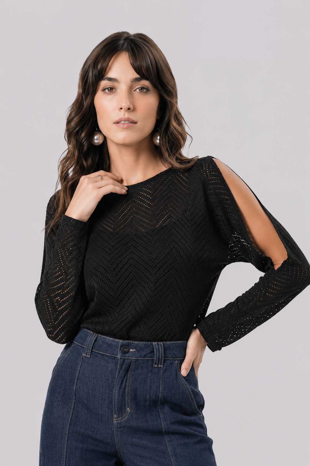 Blusa Com Abertura Nas Mangas